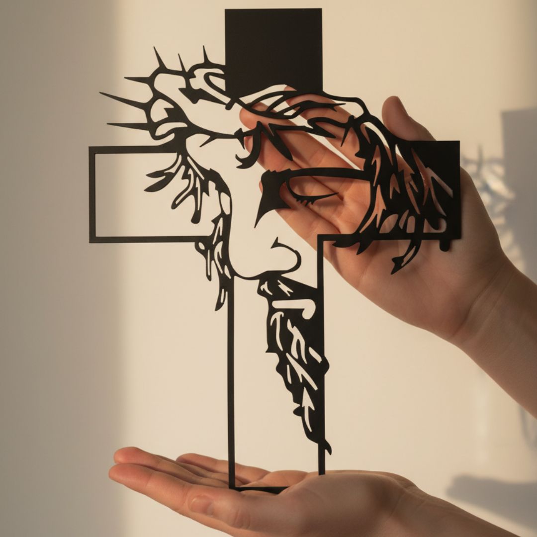 Esultura De Cruz Metalica✝️  Elegancia, Fe y Protección Para Tu Hogar